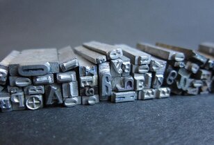 communiqué de presse : comment rédiger et diffuser efficacement en 2025 ?