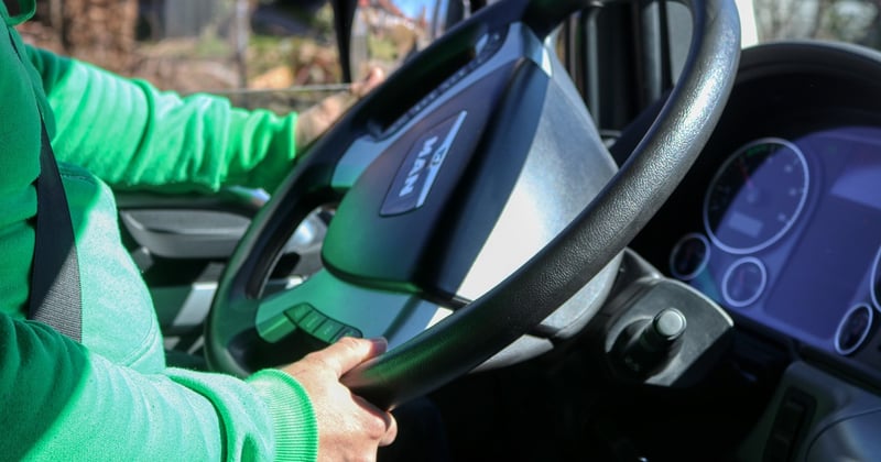 Salaire chauffeur poids lourd international : combien gagner vraiment