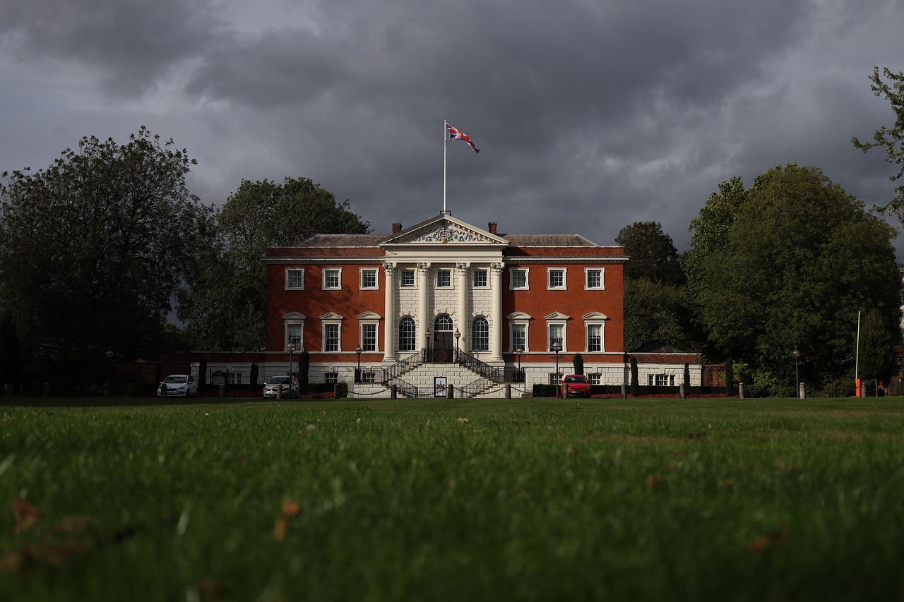 découvrez le rôle, les missions et le fonctionnement du comité social et économique (cse), appelé également work council, acteur clé du dialogue social en entreprise.