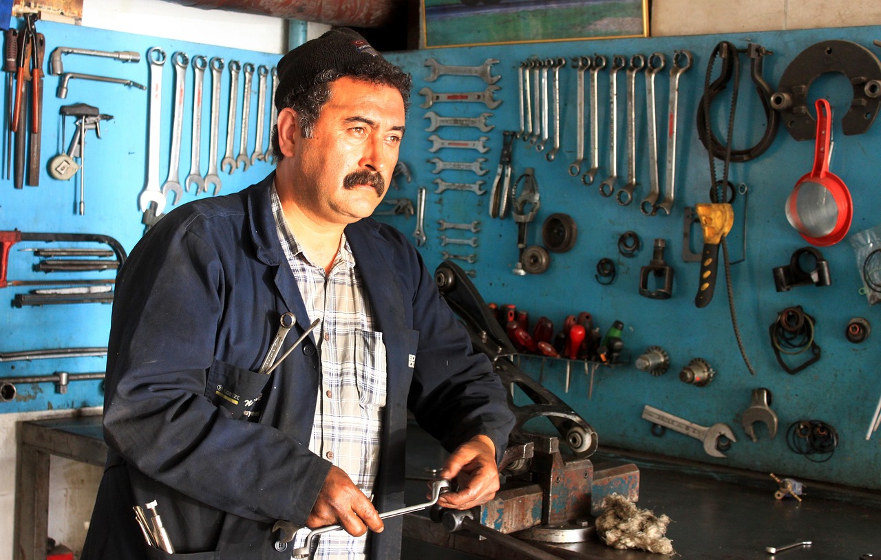 découvrez les droits des employés en france : contrat de travail, conditions de travail, congés, licenciement, protection sociale et conseils pratiques pour faire valoir vos droits en entreprise.